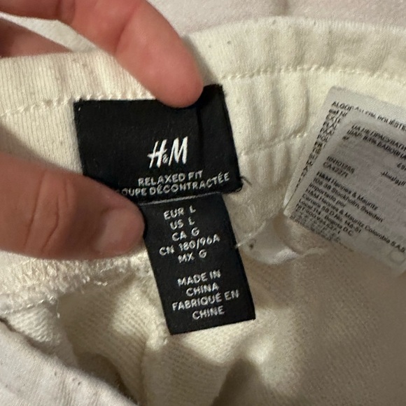 H&M Keith Haring Shorts - Picture 3 of 3